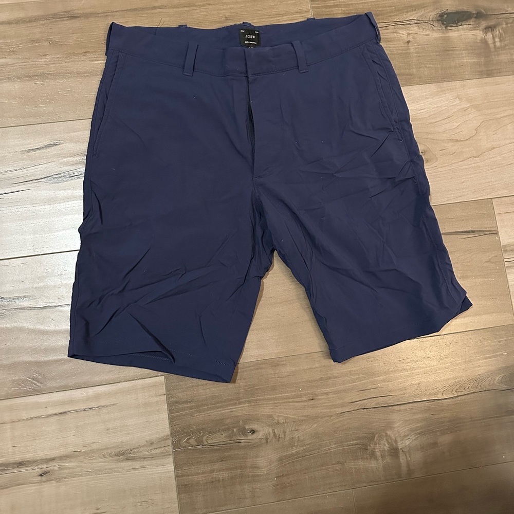 J Crew Men’s 9” Tech Short